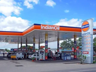 indian oil petrol pump city